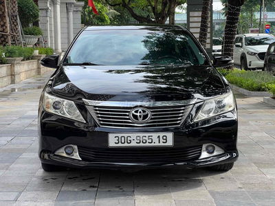 Toyota Camry 2014 2.5Q - 150000 km