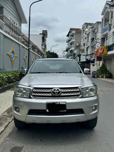 Toyota Fortuner 2011 2.5G 1 Chủ Từ Đầu Cần Bán
