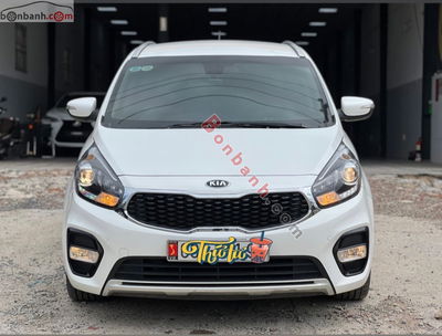 Xe Kia Rondo GAT Deluxe 2020