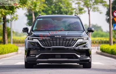 Xe Kia Carnival Signature 2.2D 2023