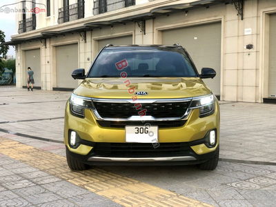 Xe Kia Seltos Premium 1.4 AT 2020