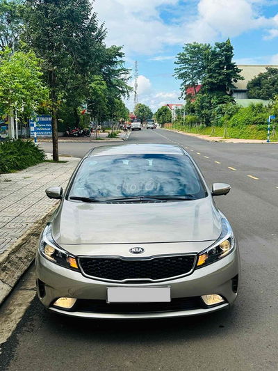 Kia Cerato 2018 1.6 MT - 57000 km