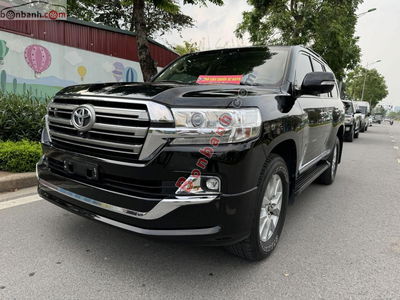 Xe Toyota Land Cruiser VX 4.6 V8 2016