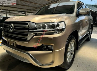 Xe Toyota Land Cruiser VX 4.6 V8 2016