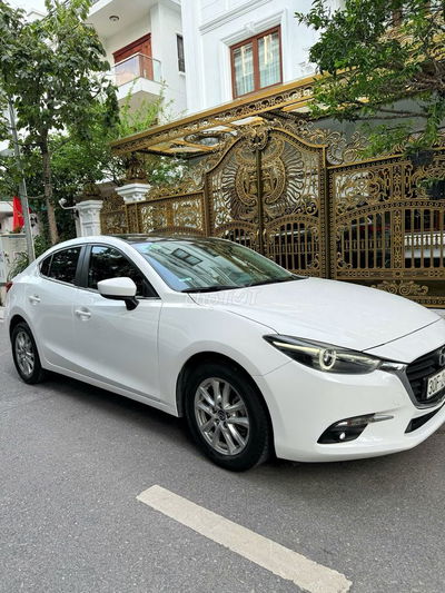 Mazda3 Facelift Full Option cuối 2018 cực mới.