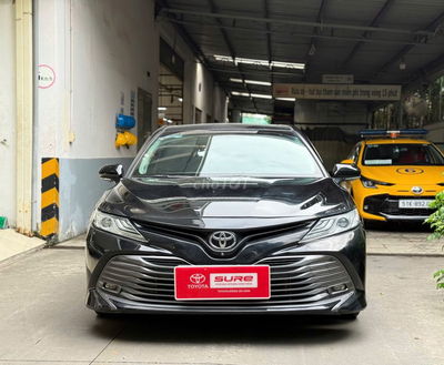 Camry 2.5Q 2020 nhập Thái - xe hãng (GIÁ CÒN GIẢM)