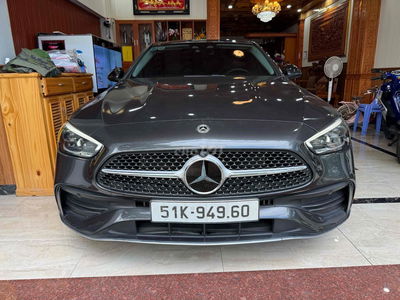 Mercedes Benz C Class 2022 C300 AMG - 9000 km