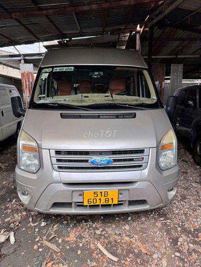 Ford transit đời 2017 khách 16 chỗ ngồi 9 chủ