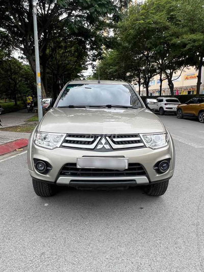 Mitsubishi Pajero Sport 2014 G 4x2 AT - 80000 km