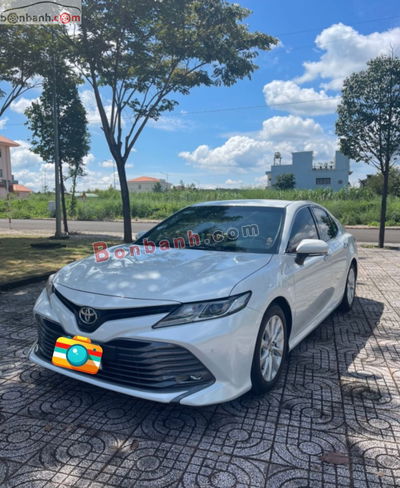 Xe Toyota Camry 2.0G 2021