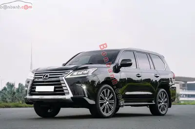 Xe Lexus LX 570 2020