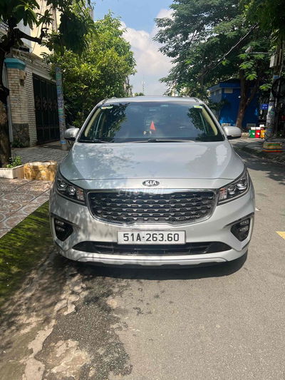 Kia Sedona 2019 Luxury D - 89000 km