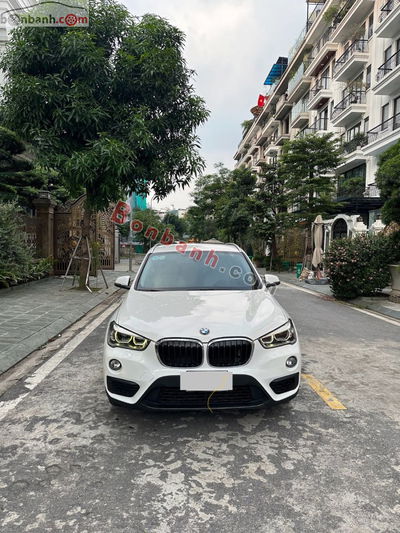 Xe BMW X1 sDrive18i 2016