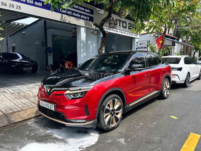 VinFast VF8 Lux Plus Mua Pin 2024 - 6.000 km