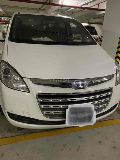 Luxgen M7 2013 - 170000 km