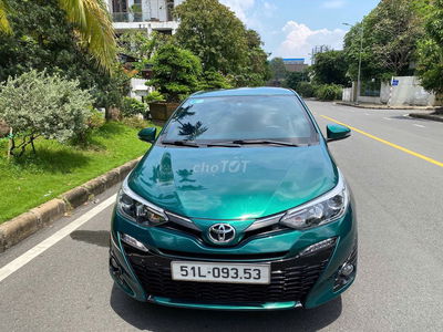 gia đình đổi xe 7 chổ bán Toyota Yaris nhập Thái