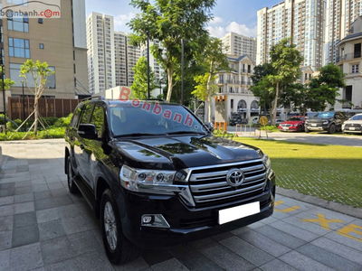 Xe Toyota Land Cruiser 4.6 V8 2020