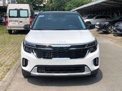 Kia Seltos 2025 Premium 1.5 AT - 2000 km