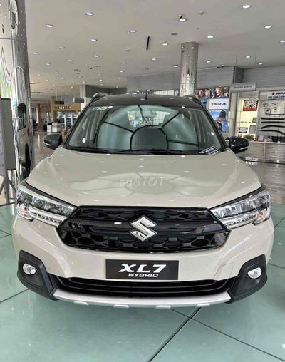 Suzuki XL7 2025 ưu đãi khủng bao hs khó nậu xớ