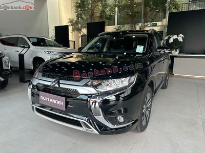 Xe Mitsubishi Outlander 2.0 CVT 2025