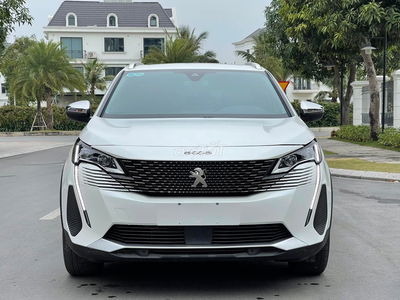 Peugeot 5008 2022 AL 1.6 AT - 30,000 km siêu đẹp.