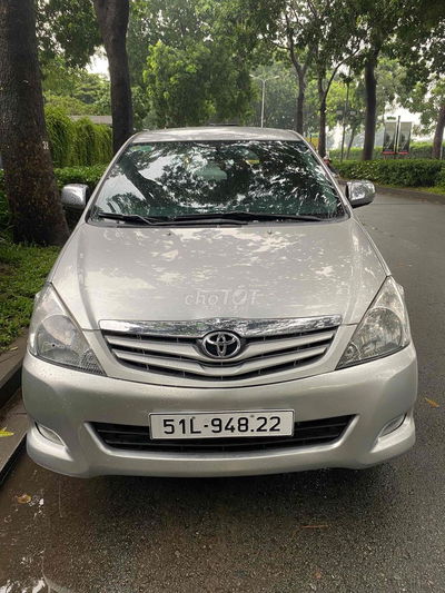 Toyota Innova 2009 G - 153000 km