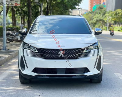 Xe Peugeot 5008 Premium 2024