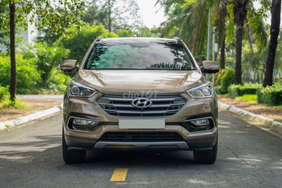 Hyundai Santa Fe 2017 2.4L 4WD - 80000 km