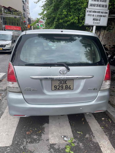 Toyota Innova 2010 V - 30000 km
