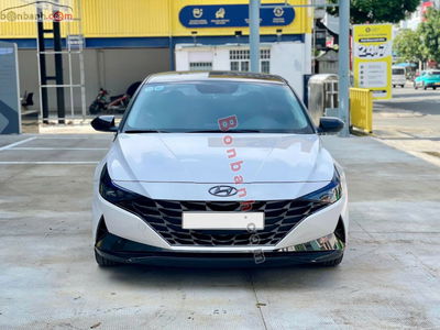 Xe Hyundai Elantra 1.6 AT Đặc biệt 2023