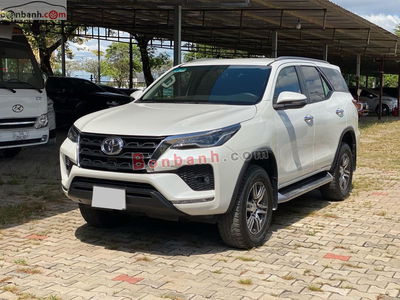Xe Toyota Fortuner 2.4L 4x2 AT 2024