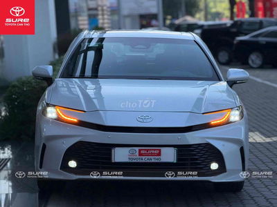 Camry 2.0Q (CVT) 2024. Xe hãng đã qua kiểm định