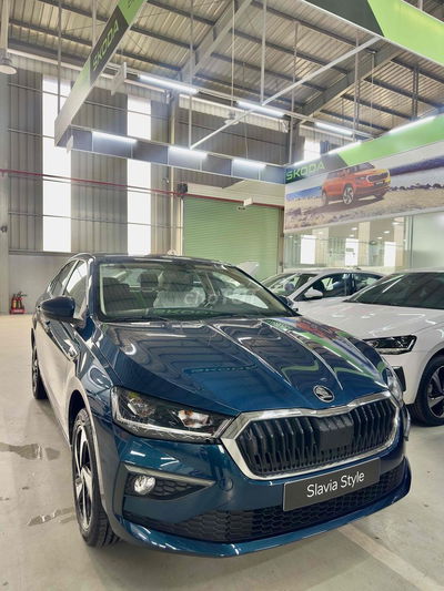 Skoda Slavia Lava Bule