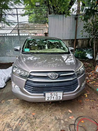 Toyota Innova 2017 2.0E - 165902 km