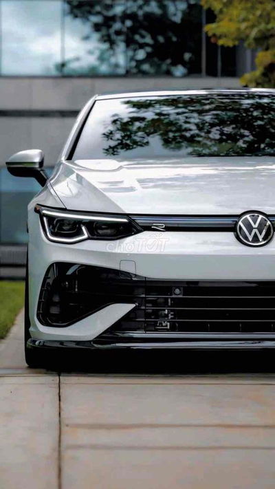 Volkswagen Golf 2025
