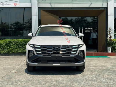 Xe Hyundai Tucson 2.0 AT Đặc biệt 2025
