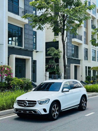 Mercedes Benz GLC 2020 200 4MATIC - 60000 km