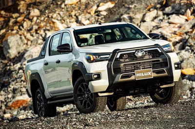 ✅Toyota Hilux 2025 Giảm ngay 35tr trong tháng 10 💥