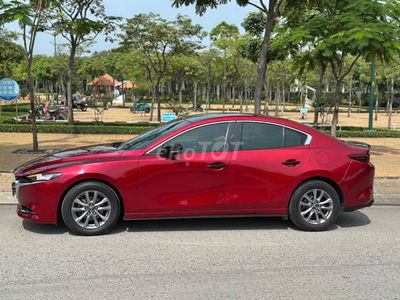 Mazda3 2022 luxury