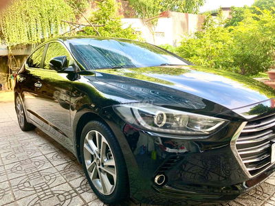 Hyundai Elantra 2019 2.0AT - 100 km