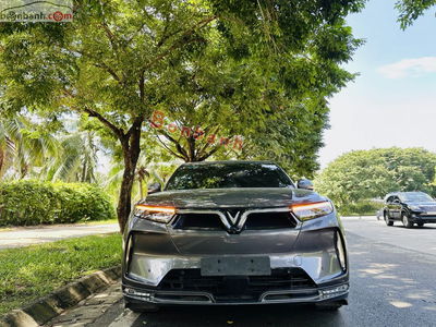 Xe VinFast VF9 Plus 2023