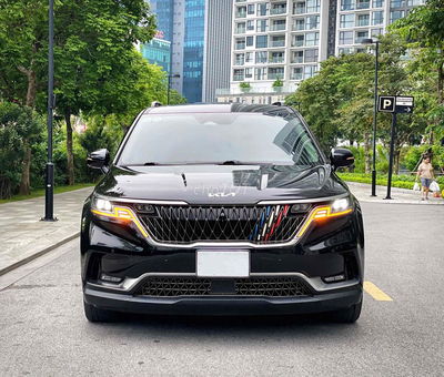 Kia Carnival 2022 2.2D Signature -50000km