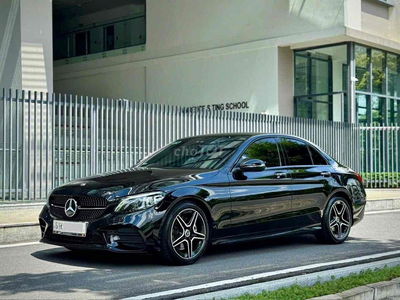 Mercedes-C300 Đen Chỉ Bảo Dưỡng Tại Hãng, 1 tỷ 2