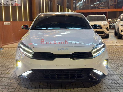 Xe Kia K3 Premium 2.0 AT 2022