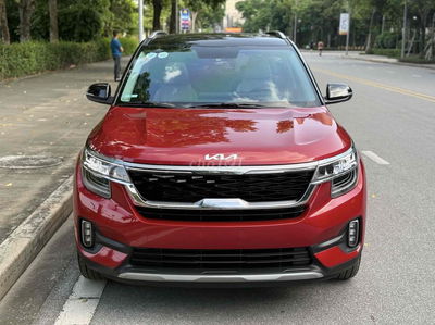 Kia Seltos 2023 Premium 1.4 AT - 4914 km