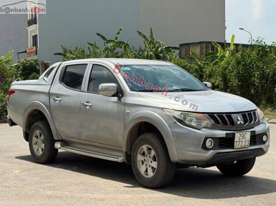 Xe Mitsubishi Triton 4x2 AT 2017