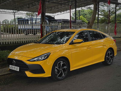 MG MG5 2022 Luxury - 25000 km