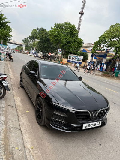 Xe VinFast Lux A 2.0 Plus 2.0 AT 2021