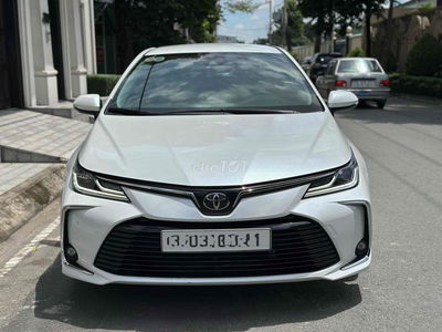 Toyota Corolla Altis 2022 1.8 V - 15000 km