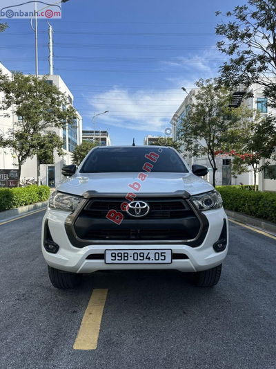 Xe Toyota Hilux 2.4L 4x2 MT 2020
